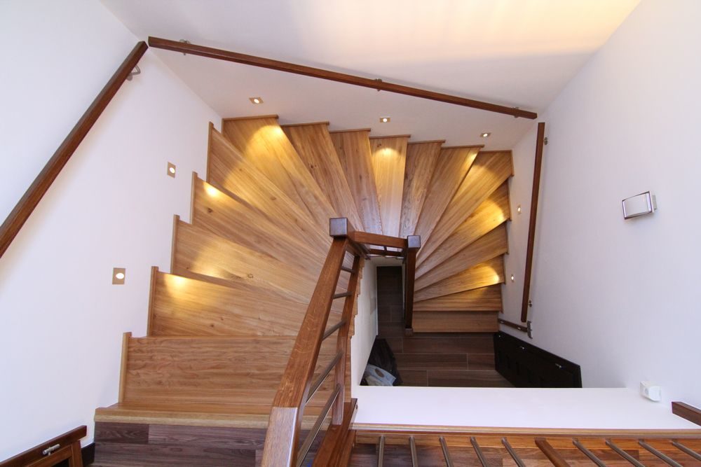 Obložené dubové schodiště
